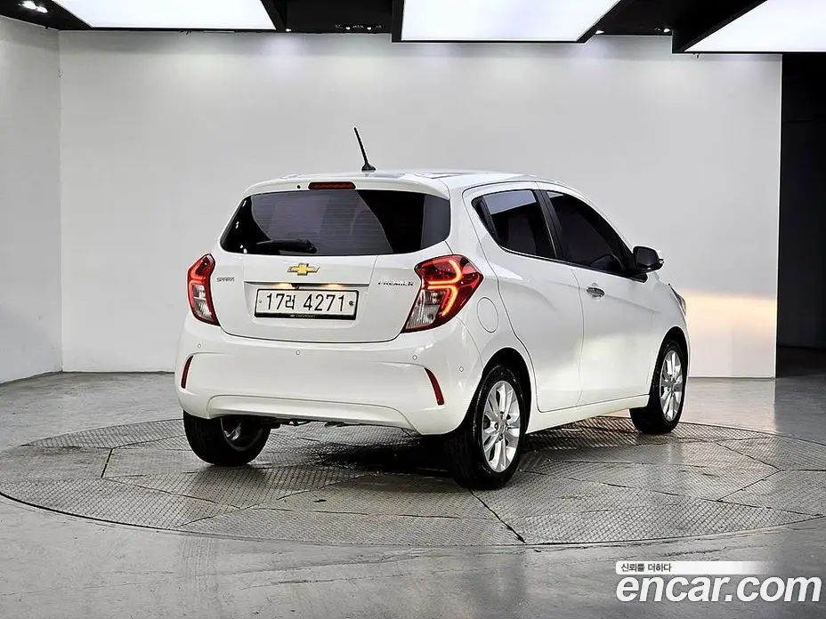 Chevrolet Spark 2019 1.0 автомат (гидро), фото 4