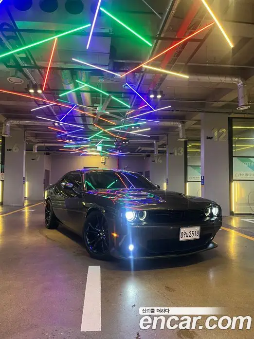 Dodge Challenger, 2017, 58 000 км Dodge Challenger, 2017, 58 000 км