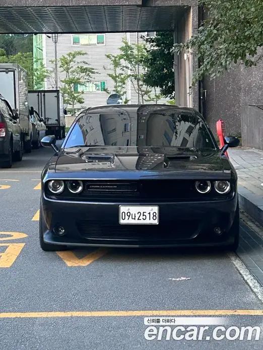 Dodge Challenger 2017 3.6 автомат (гидро), миниатюра 2