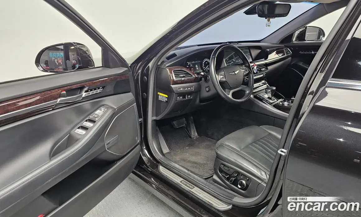 Genesis EQ900 2018 3.3 автомат (гидро), фото 10 Genesis EQ900 2018 3.3 автомат (гидро), фото 10