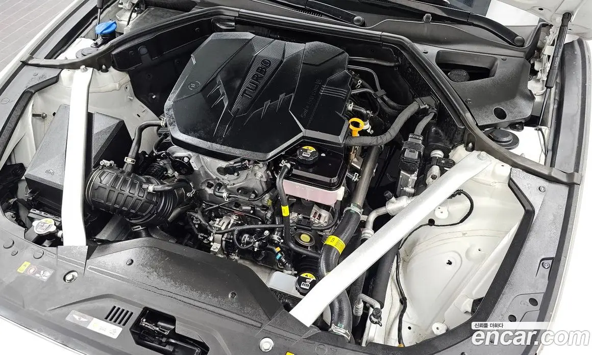 Genesis G70 2023 2.5 автомат (гидро), фото 6