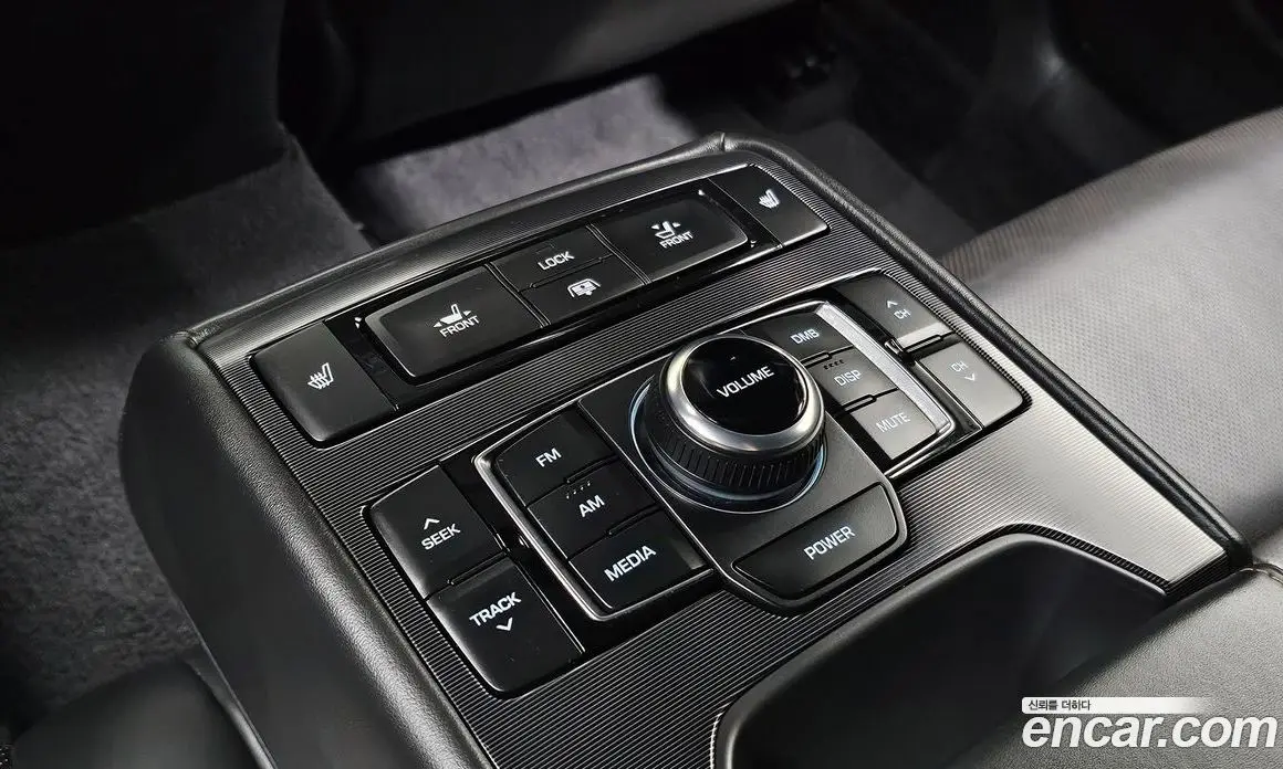 Genesis G80 2017 3.3 автомат (гидро), фото 19 Genesis G80 2017 3.3 автомат (гидро), фото 19