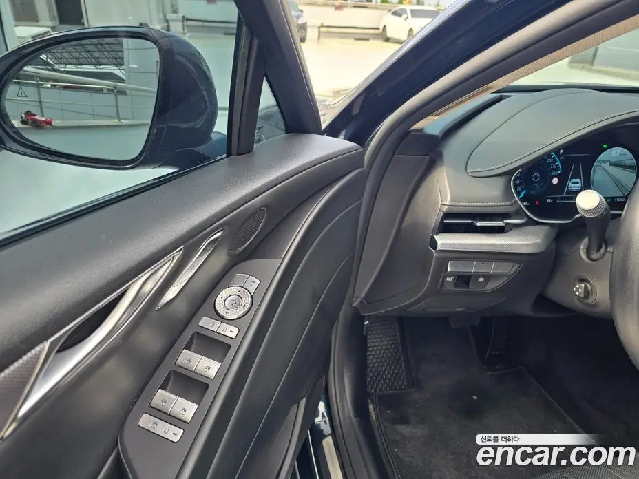 Genesis G80 2023 2.5 автомат (гидро), фото 17 Genesis G80 2023 2.5 автомат (гидро), фото 17