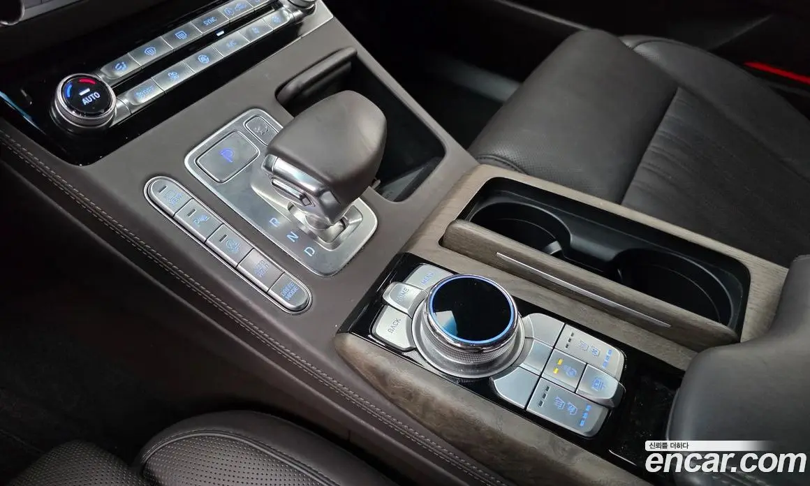 Genesis G90 2019 3.8 автомат (гидро), фото 9