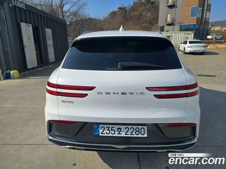 Genesis GV70 2025 2.5 автомат (гидро), фото 4
