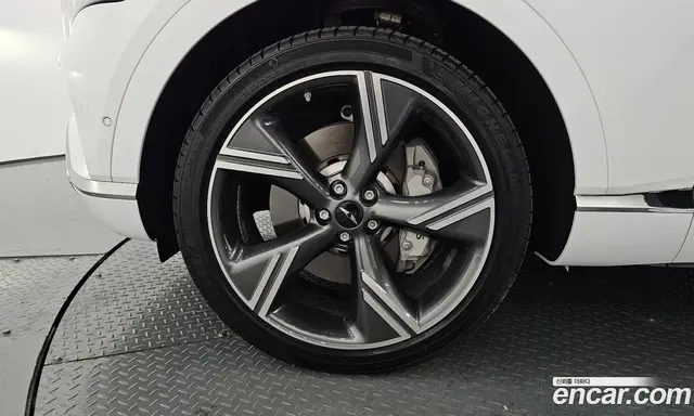 Genesis GV80 2024 2.5 автомат (гидро), миниатюра 5