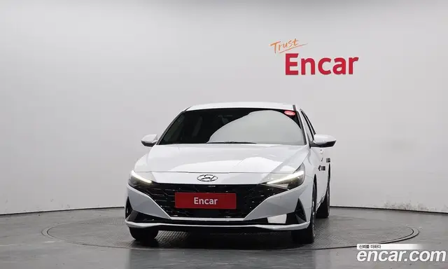 Hyundai Avante 2020 1.6 автомат (гидро), миниатюра 3