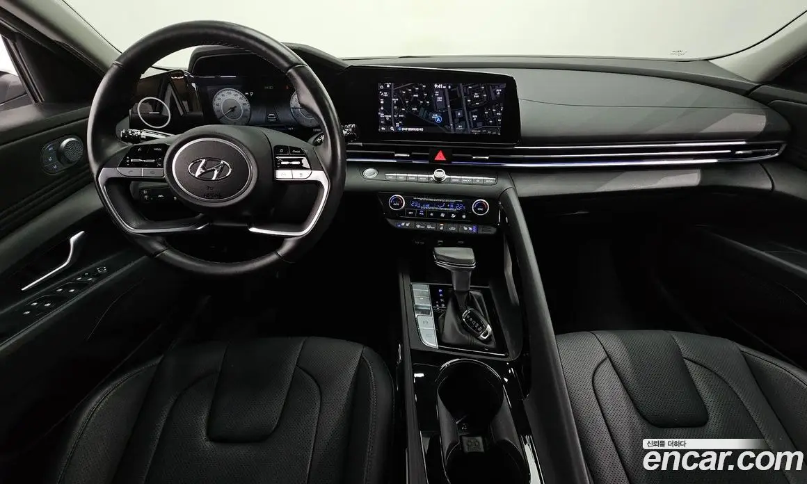 Hyundai Avante 2020 1.6 автомат (гидро), фото 7