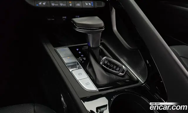 Hyundai Avante 2020 1.6 автомат (гидро), миниатюра 9