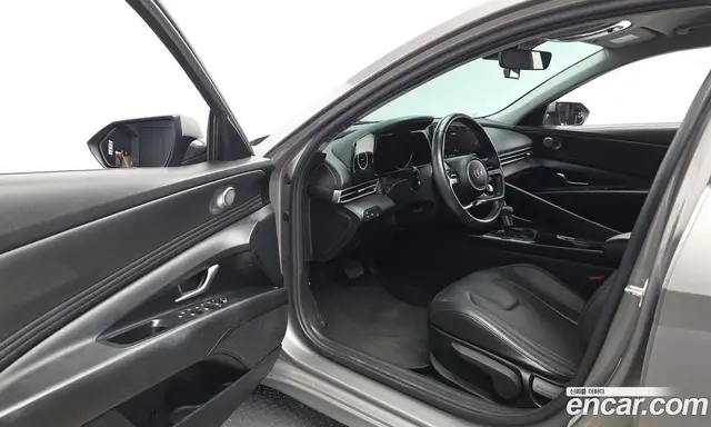 Hyundai Avante 2020 1.6 автомат (гидро), миниатюра 10 Hyundai Avante 2020 1.6 автомат (гидро), миниатюра 10