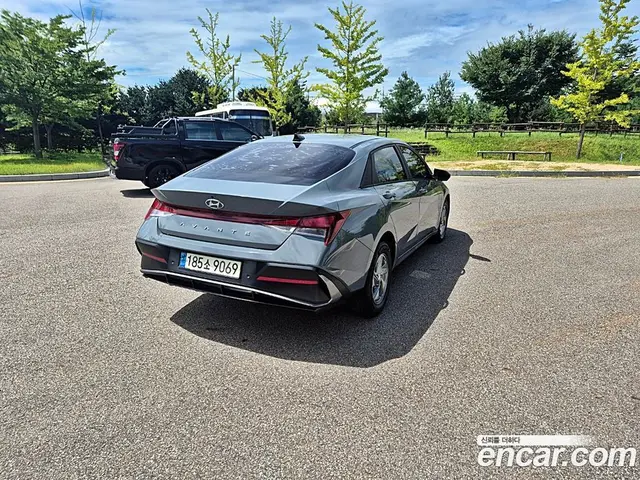 Hyundai Avante 2022 1.6 автомат (гидро), миниатюра 2 Hyundai Avante 2022 1.6 автомат (гидро), миниатюра 2