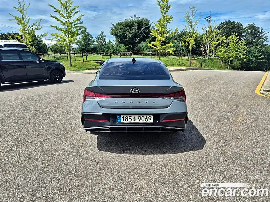 Hyundai Avante 2022 1.6 автомат (гидро), фото 4 Hyundai Avante 2022 1.6 автомат (гидро), фото 4