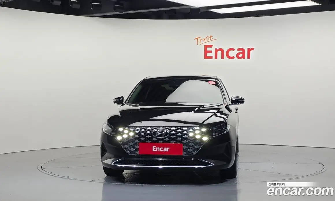 Hyundai Grandeur 2022 2.4 автомат (гидро), фото 3 Hyundai Grandeur 2022 2.4 автомат (гидро), фото 3