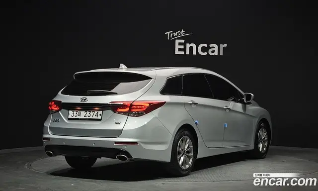 Hyundai i40 2017 2.0 автомат (гидро), миниатюра 2