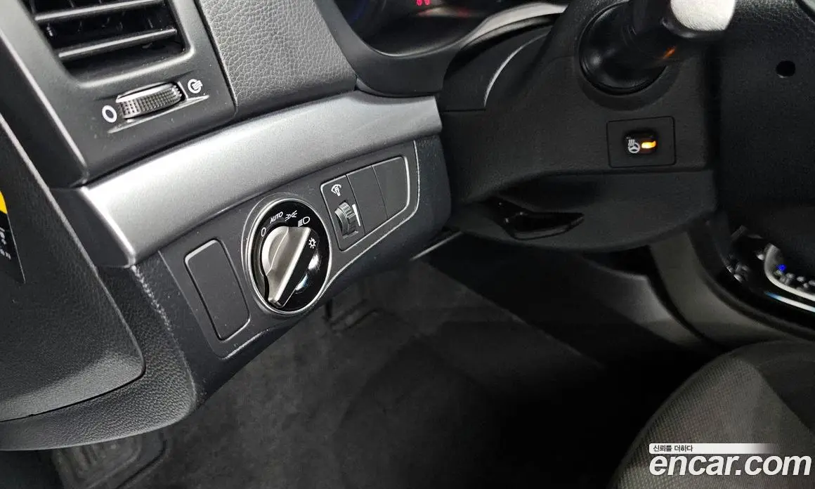 Hyundai i40 2017 2.0 автомат (гидро), фото 16