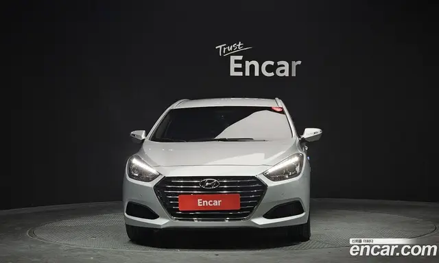 Hyundai i40 2017 2.0 автомат (гидро), миниатюра 3