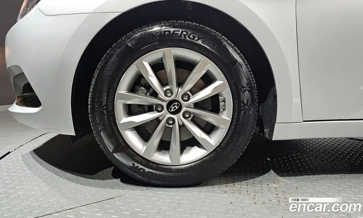 Hyundai i40 2017 2.0 автомат (гидро), фото 5