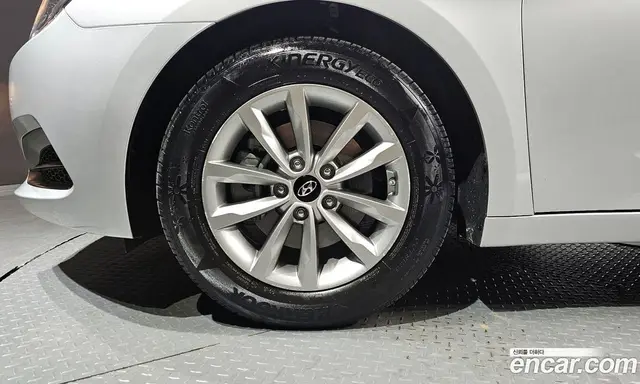 Hyundai i40 2017 2.0 автомат (гидро), миниатюра 5