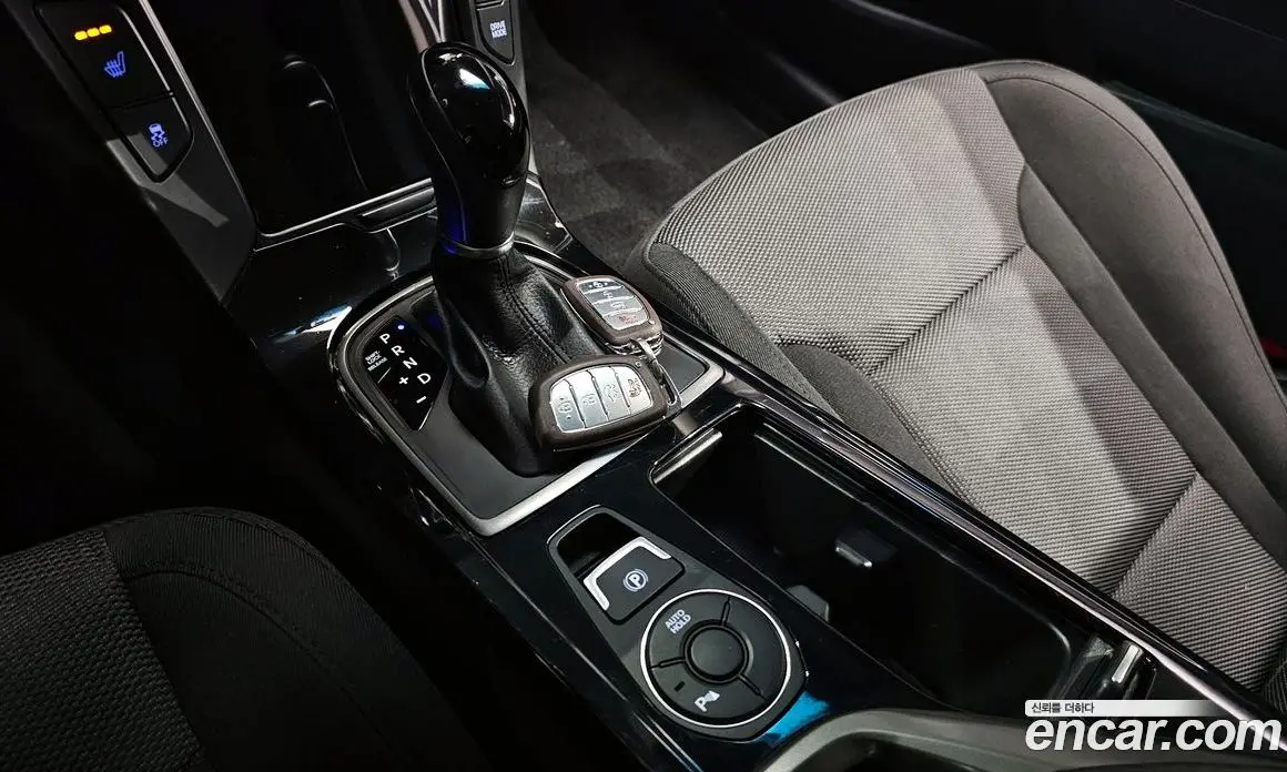 Hyundai i40 2017 2.0 автомат (гидро), фото 9