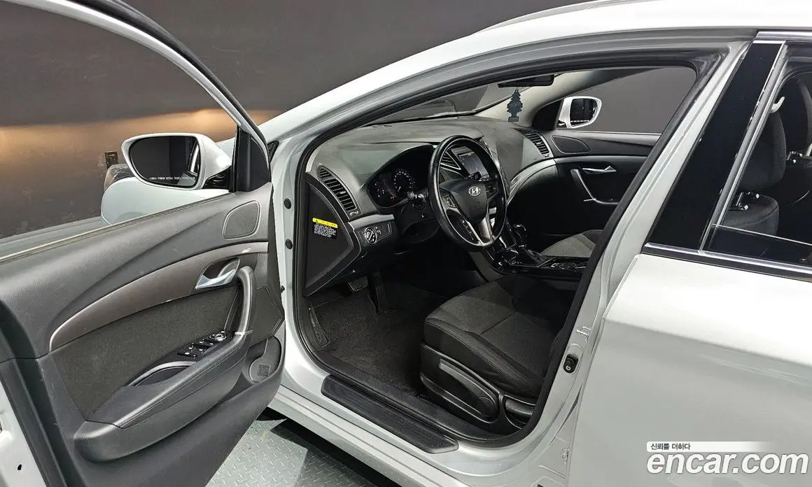 Hyundai i40 2017 2.0 автомат (гидро), фото 10