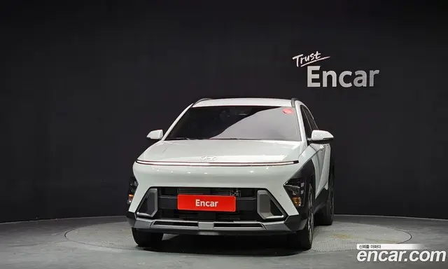 Hyundai Kona 2025 1.6 автомат (гидро), миниатюра 3