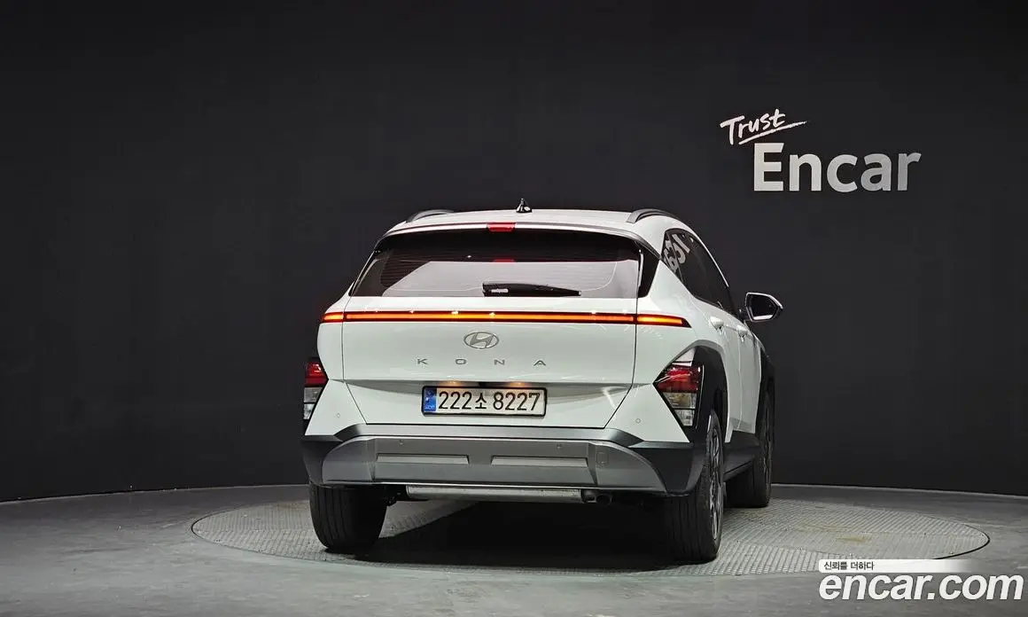 Hyundai Kona 2025 1.6 автомат (гидро), фото 4