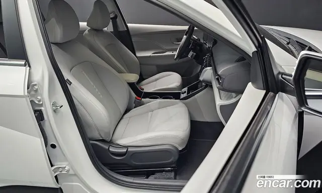 Hyundai Kona 2025 1.6 автомат (гидро), миниатюра 10