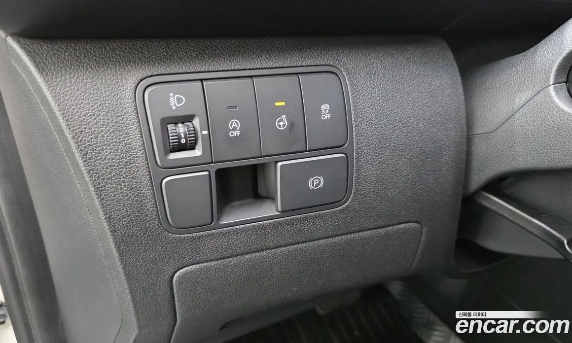 Hyundai Staria 2022 2.2 автомат (гидро), фото 14