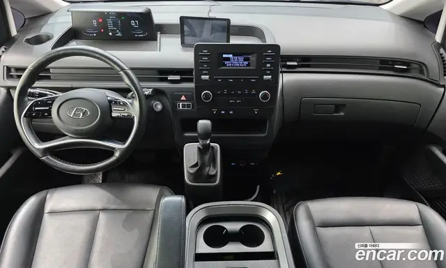 Hyundai Staria 2022 2.2 автомат (гидро), миниатюра 7
