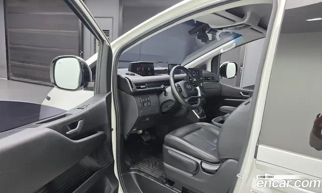 Hyundai Staria 2022 2.2 автомат (гидро), миниатюра 10