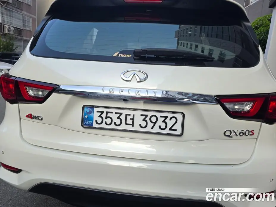Infiniti QX60 2017 3.5 автомат (вариатор), фото 2 Infiniti QX60 2017 3.5 автомат (вариатор), фото 2
