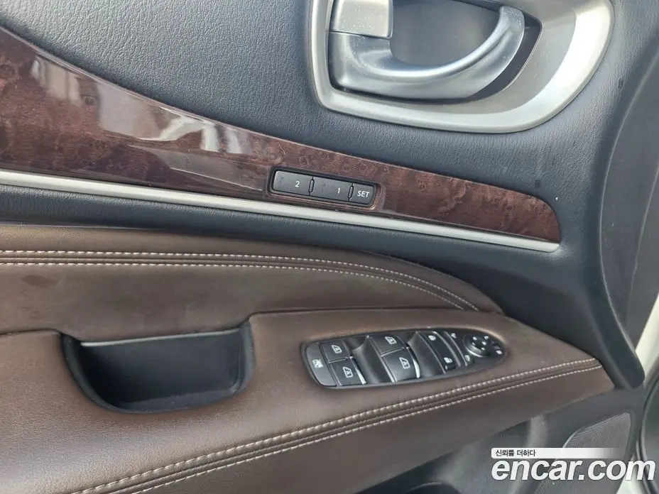 Infiniti QX60 2017 3.5 автомат (вариатор), фото 20 Infiniti QX60 2017 3.5 автомат (вариатор), фото 20