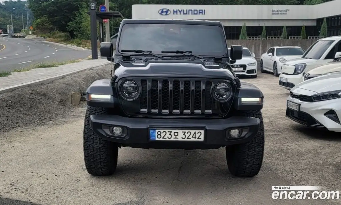 Jeep Gladiator 2022 3.6 автомат (гидро), фото 3