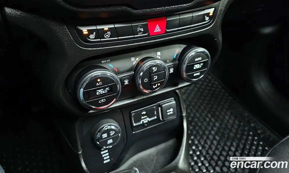 Jeep Renegade 2017 2.0 автомат (гидро), фото 17 Jeep Renegade 2017 2.0 автомат (гидро), фото 17