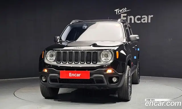 Jeep Renegade 2017 2.0 автомат (гидро), миниатюра 3 Jeep Renegade 2017 2.0 автомат (гидро), миниатюра 3