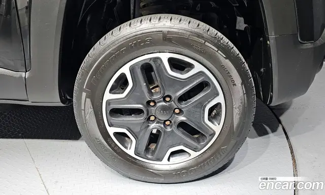 Jeep Renegade 2017 2.0 автомат (гидро), миниатюра 5 Jeep Renegade 2017 2.0 автомат (гидро), миниатюра 5
