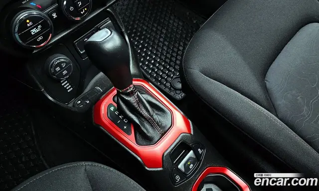 Jeep Renegade 2017 2.0 автомат (гидро), миниатюра 9 Jeep Renegade 2017 2.0 автомат (гидро), миниатюра 9