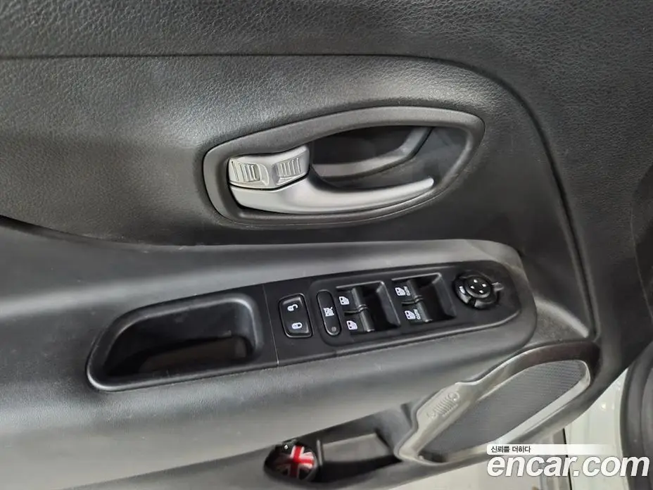 Jeep Renegade 2019 2.0 автомат (гидро), фото 15 Jeep Renegade 2019 2.0 автомат (гидро), фото 15