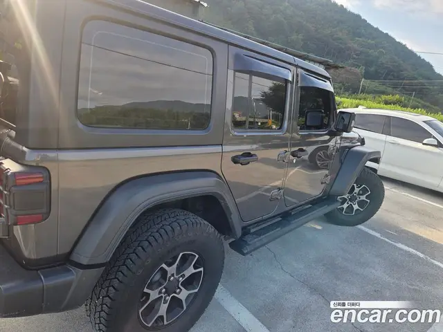 Jeep Wrangler 2018 2.0 автомат (гидро), миниатюра 4
