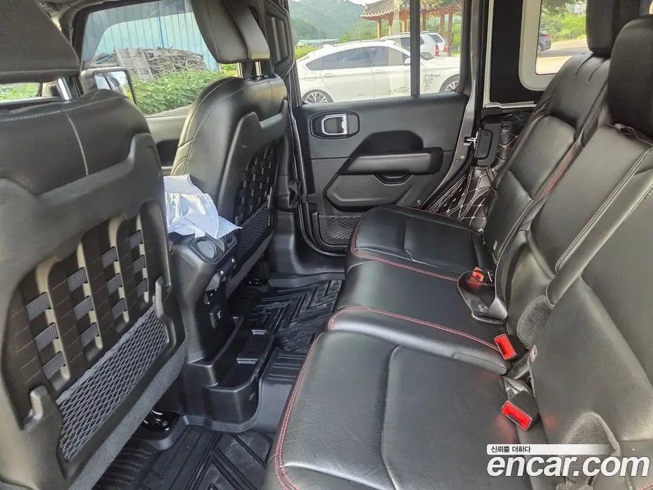 Jeep Wrangler 2018 2.0 автомат (гидро), фото 10