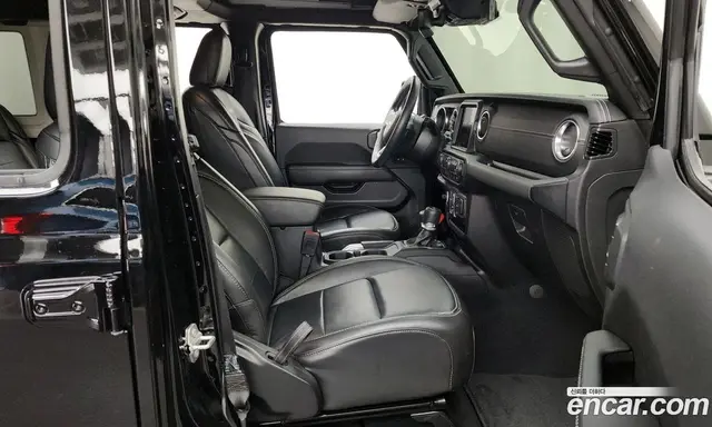 Jeep Wrangler 2022 2.0 автомат (гидро), миниатюра 11