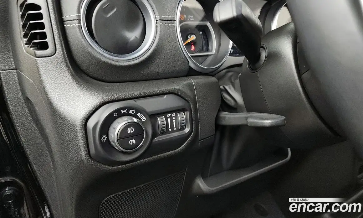 Jeep Wrangler 2022 2.0 автомат (гидро), фото 18
