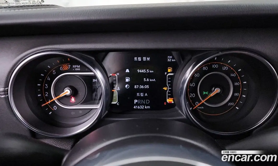 Jeep Wrangler 2022 2.0 автомат (гидро), фото 8