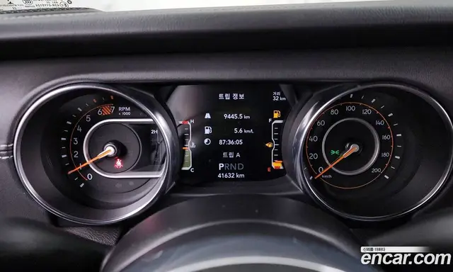 Jeep Wrangler 2022 2.0 автомат (гидро), миниатюра 8
