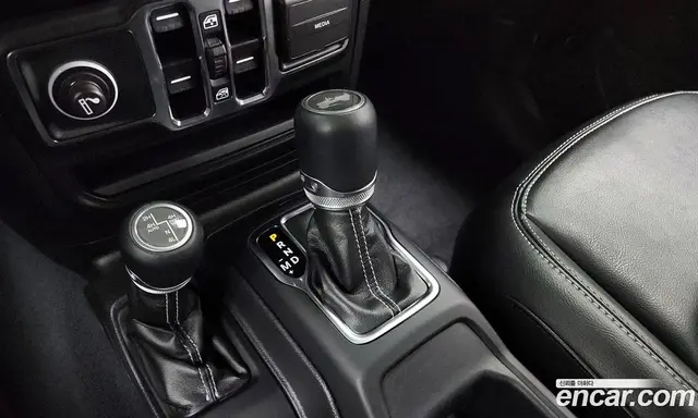 Jeep Wrangler 2022 2.0 автомат (гидро), миниатюра 9
