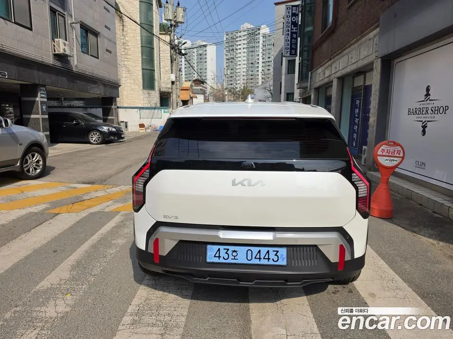Kia EV3 2026 автомат (гидро), фото 4 Kia EV3 2026 автомат (гидро), фото 4