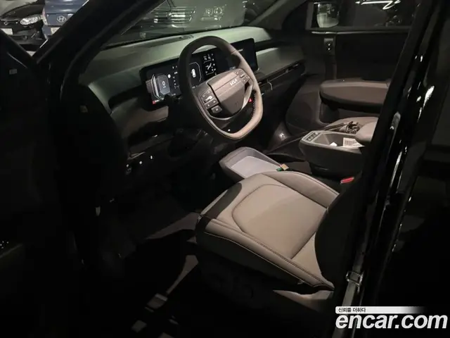 Kia EV3 2026 автомат (гидро), миниатюра 8 Kia EV3 2026 автомат (гидро), миниатюра 8
