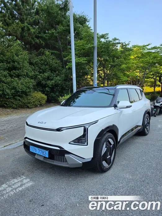 Kia EV5 2026 автомат (гидро), фото 1 Kia EV5 2026 автомат (гидро), фото 1
