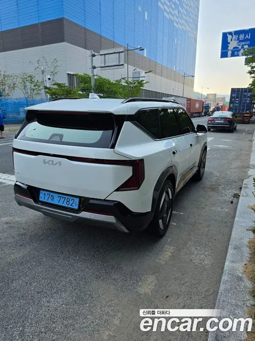 Kia EV5 2026 автомат (гидро), фото 14 Kia EV5 2026 автомат (гидро), фото 14