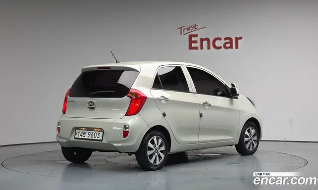 Kia Morning 2013 1.0 автомат (гидро), миниатюра 2 Kia Morning 2013 1.0 автомат (гидро), миниатюра 2